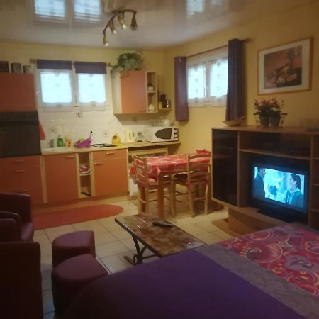 Maison Montricher-le-Bochet Zewnętrze zdjęcie