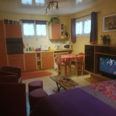 Maison Montricher-le-Bochet Zewnętrze zdjęcie